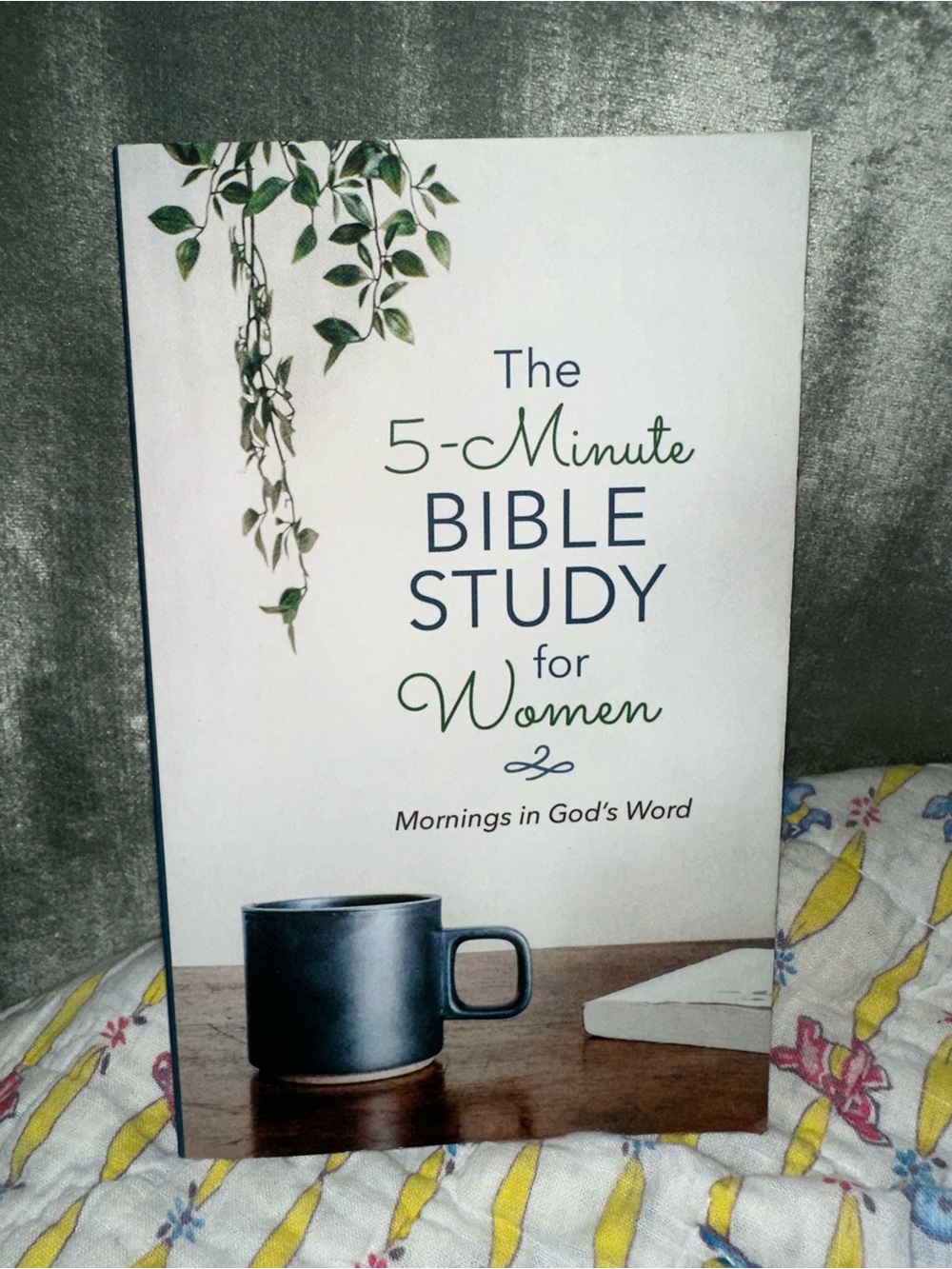 The 5-Minute Bible Study for Women — White & Green Cover